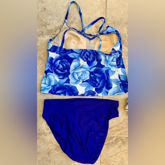 Selling as a pair! Tankini and bikini 🕶☀️ - Picture 2 of 6